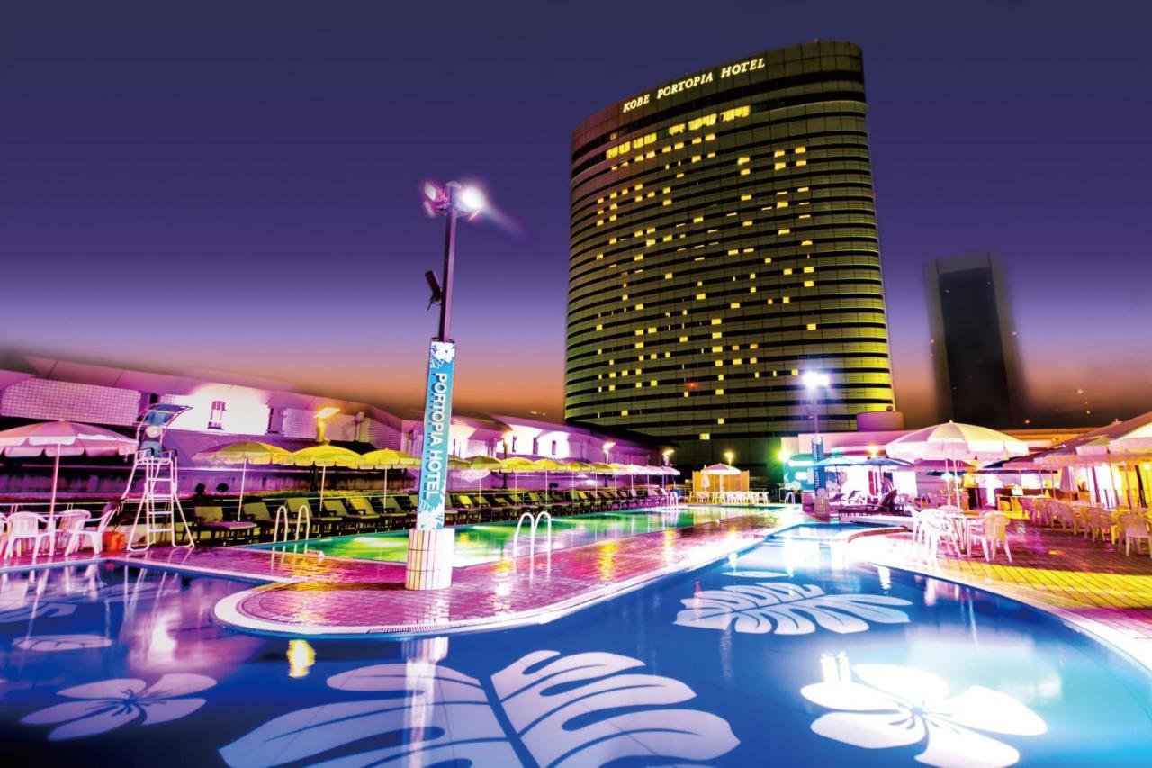 Kobe Portopia Hotel Exteriér fotografie The pool at the MGM Grand Hotel