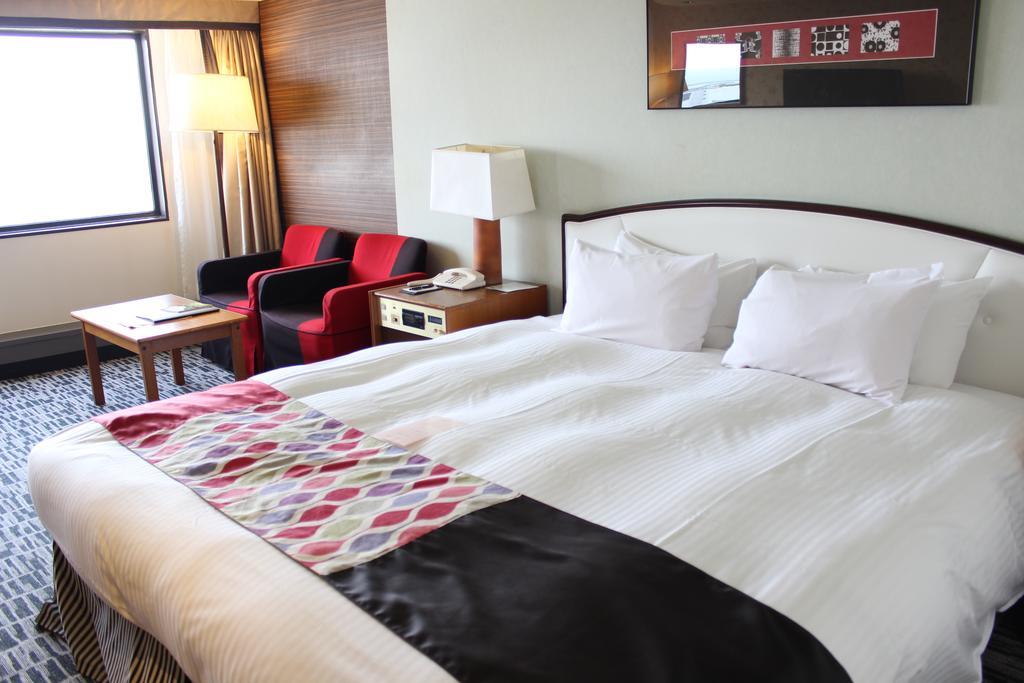 Kobe Portopia Hotel Exteriér fotografie A bed runner